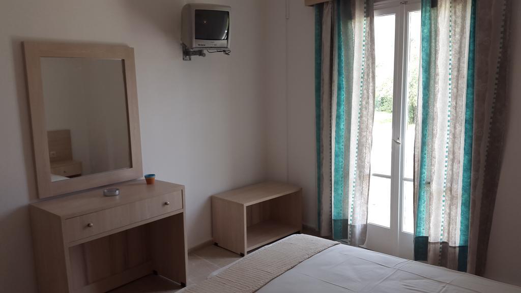 Foteinos Apartments Perivolion Luaran gambar