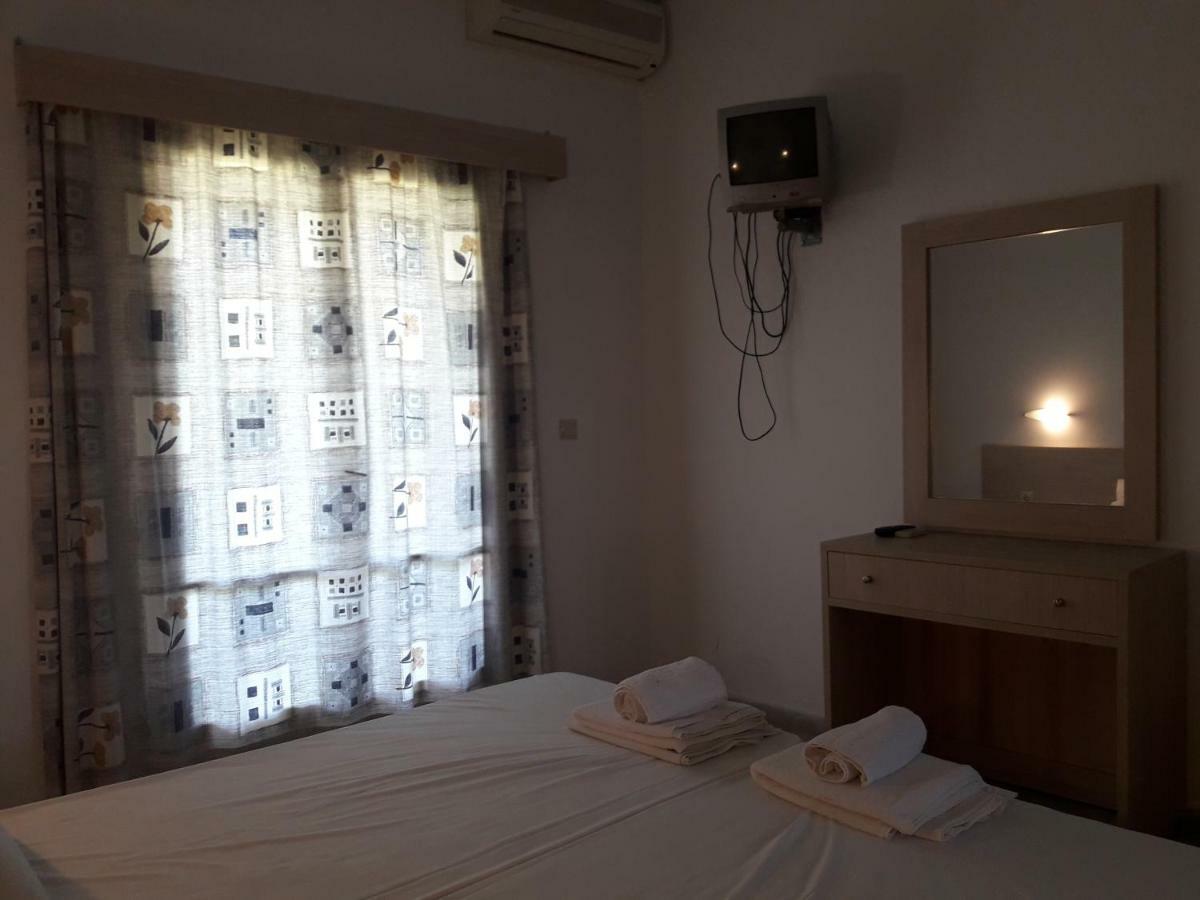 Foteinos Apartments Perivolion Luaran gambar